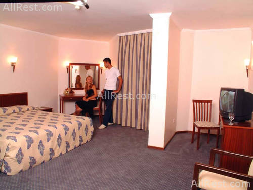 Best Western Khan Hotel 5
